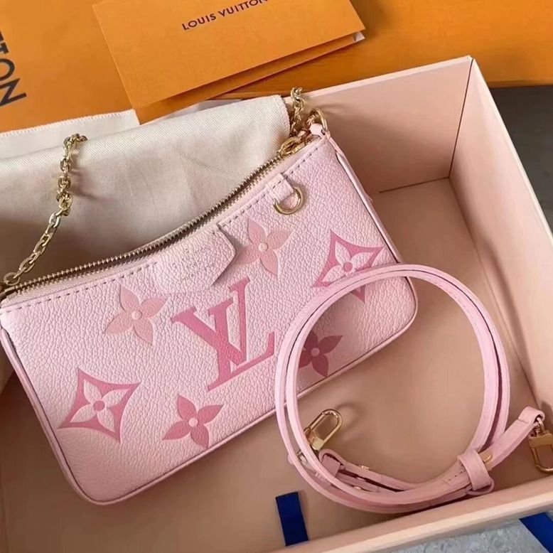 【专柜级】LOUIS VUITTON/路易威登Easy pouch 夏日限定老花压纹 牛皮革 金属链条单肩手提包 女款 渐变樱花粉