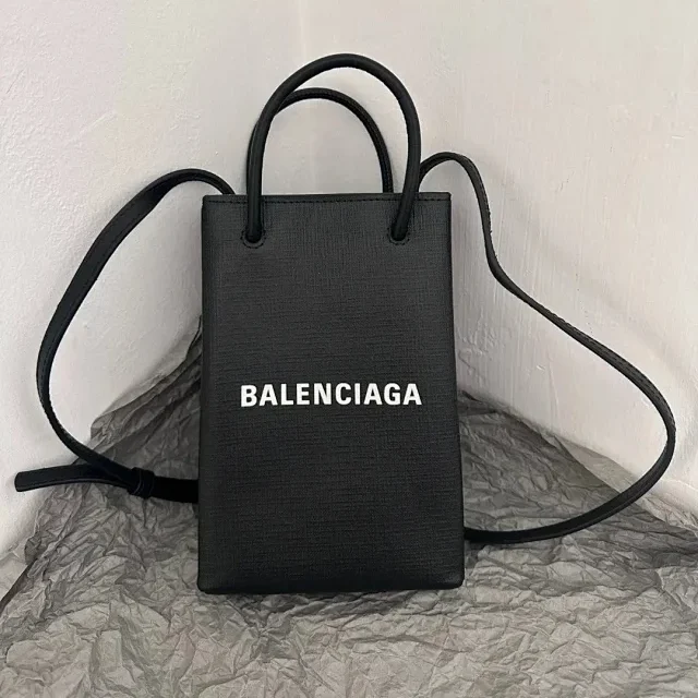 【专柜级】BALENCIGA巴黎世家-Shopping系列-Logo mini 牛皮手机包